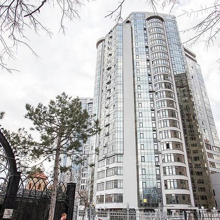 Gagarin Plaza Apartment 70 Square Metres On 12Th Floor โอเดสซา ภายนอก รูปภาพ